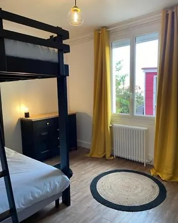 Διαμέρισμα Maison Rouge Μιλό