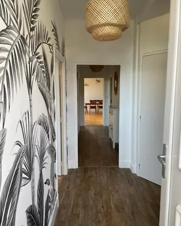 Maison Rouge Μιλό