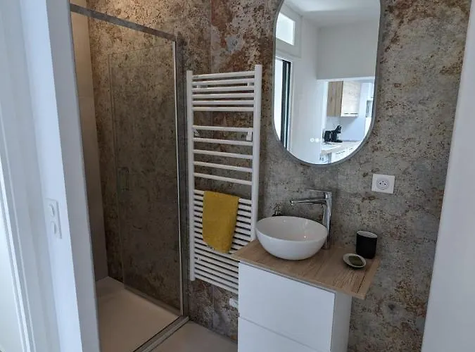 Maison Rouge Appartement *